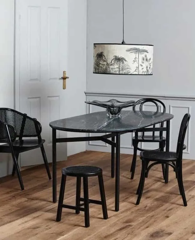 Beautiful and Elegant Black Stools for Your Perfect Interior