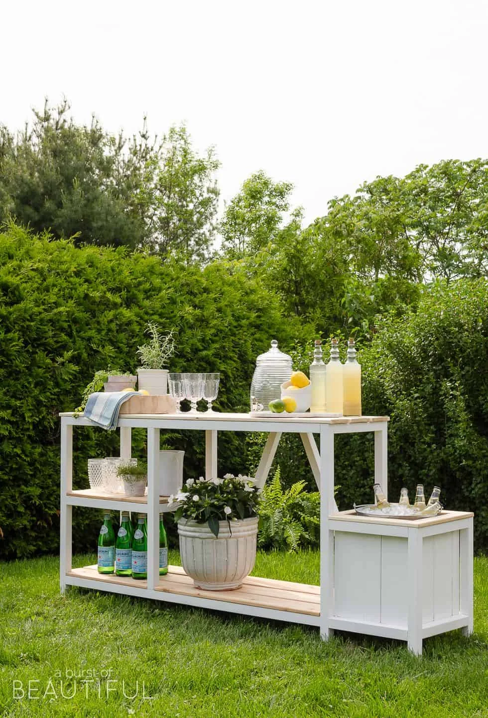 3. Bar al aire libre DIY