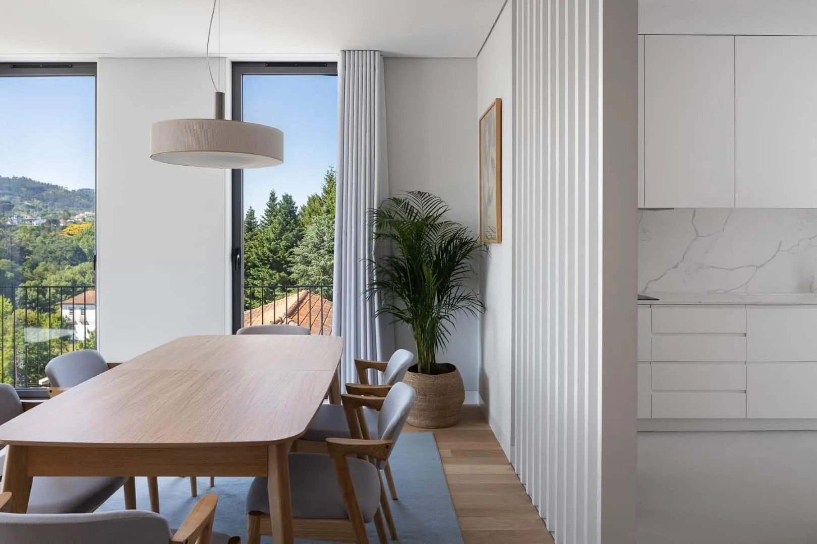 Budynek 261 autorstwa Just an Architect w Amarante, Portugalia Budynek 261 autorstwa Just an Architect w Amarante, Portugalia