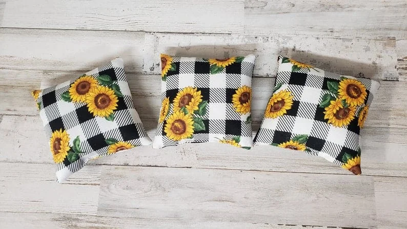 15. Mini almohadas con girasoles