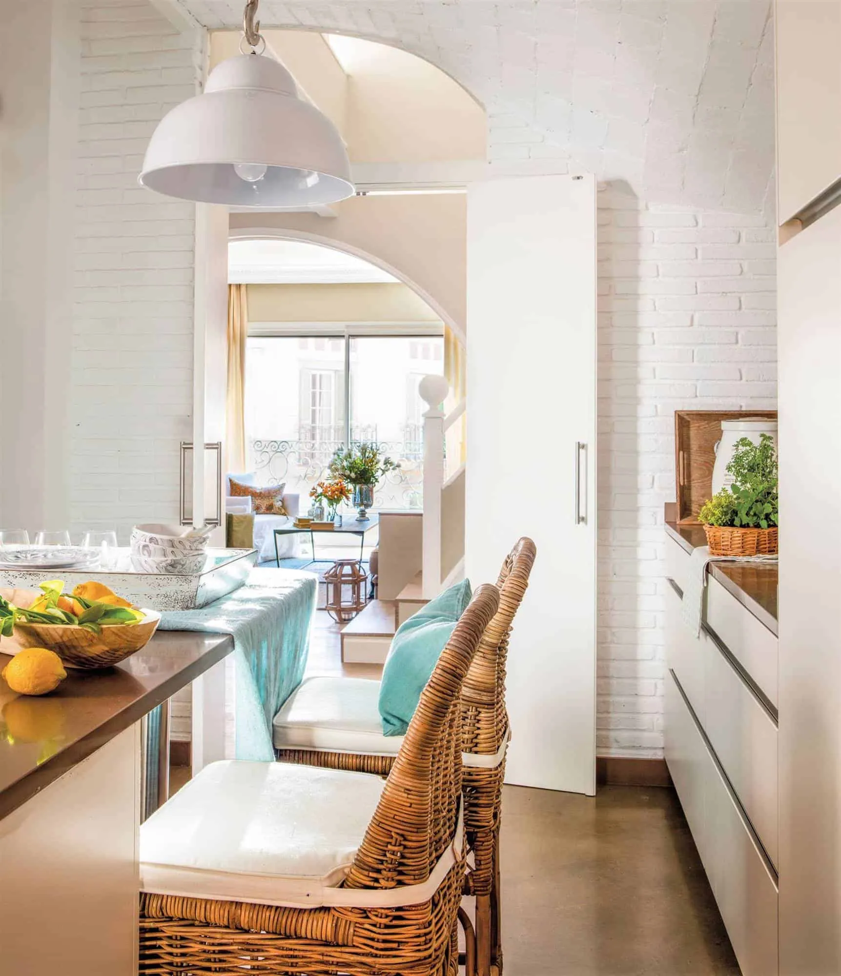 如何选择理想的厨房门？