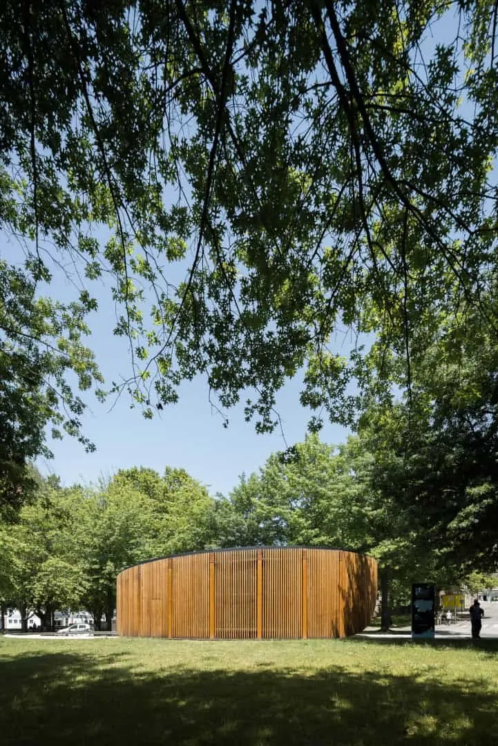 Інформаційний пункт туризму Алто-Тамега від AND-RE Arquitectura у Чавешах, Португалія Інформаційний пункт туризму Алто-Тамега від AND-RE Arquitectura у Чавешах, Португалія