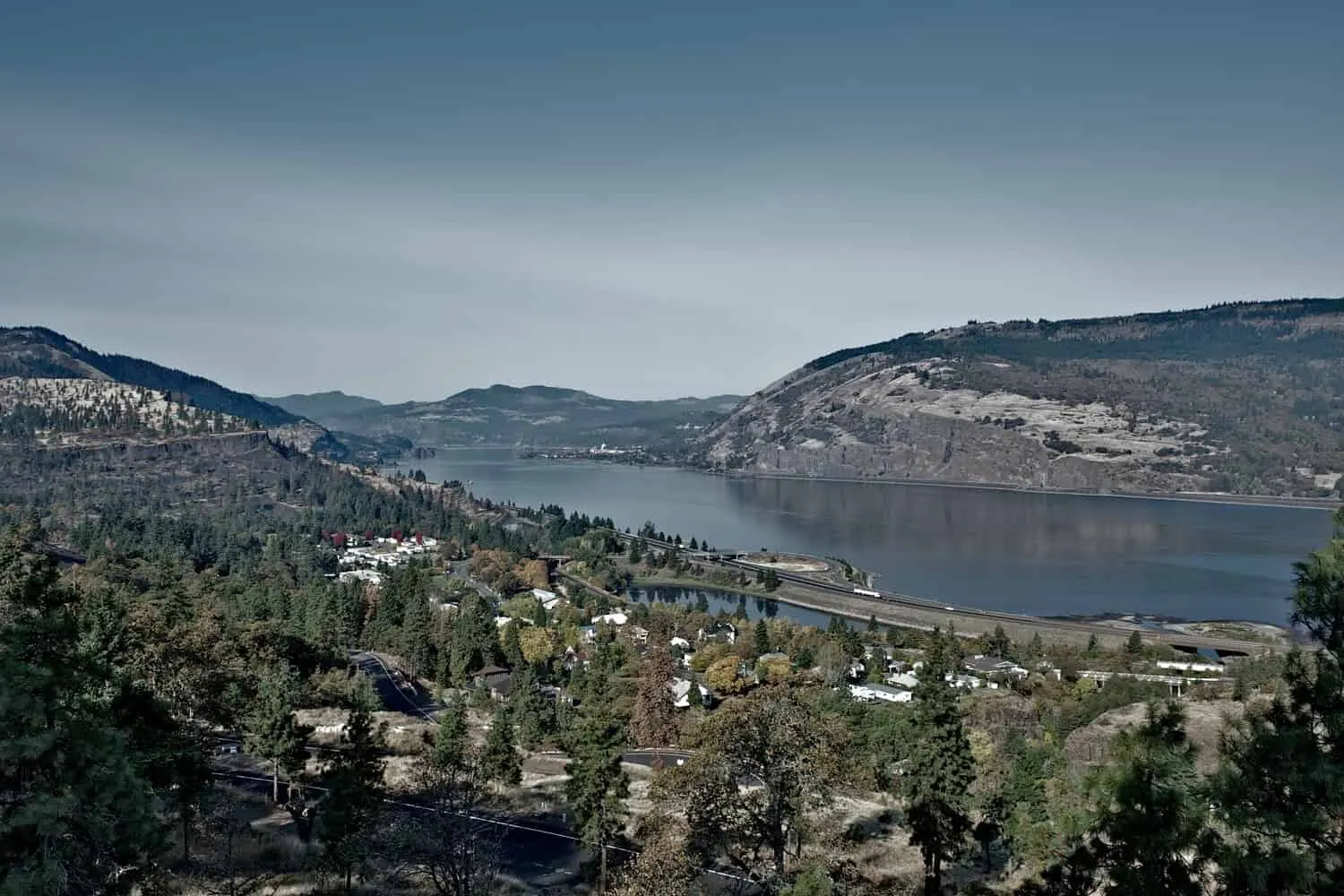 威廉·卡文建筑事务所的住宅元素，莫齐奥，俄勒冈