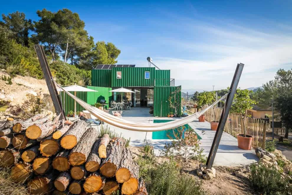 8. 巴塞罗那集装箱房屋