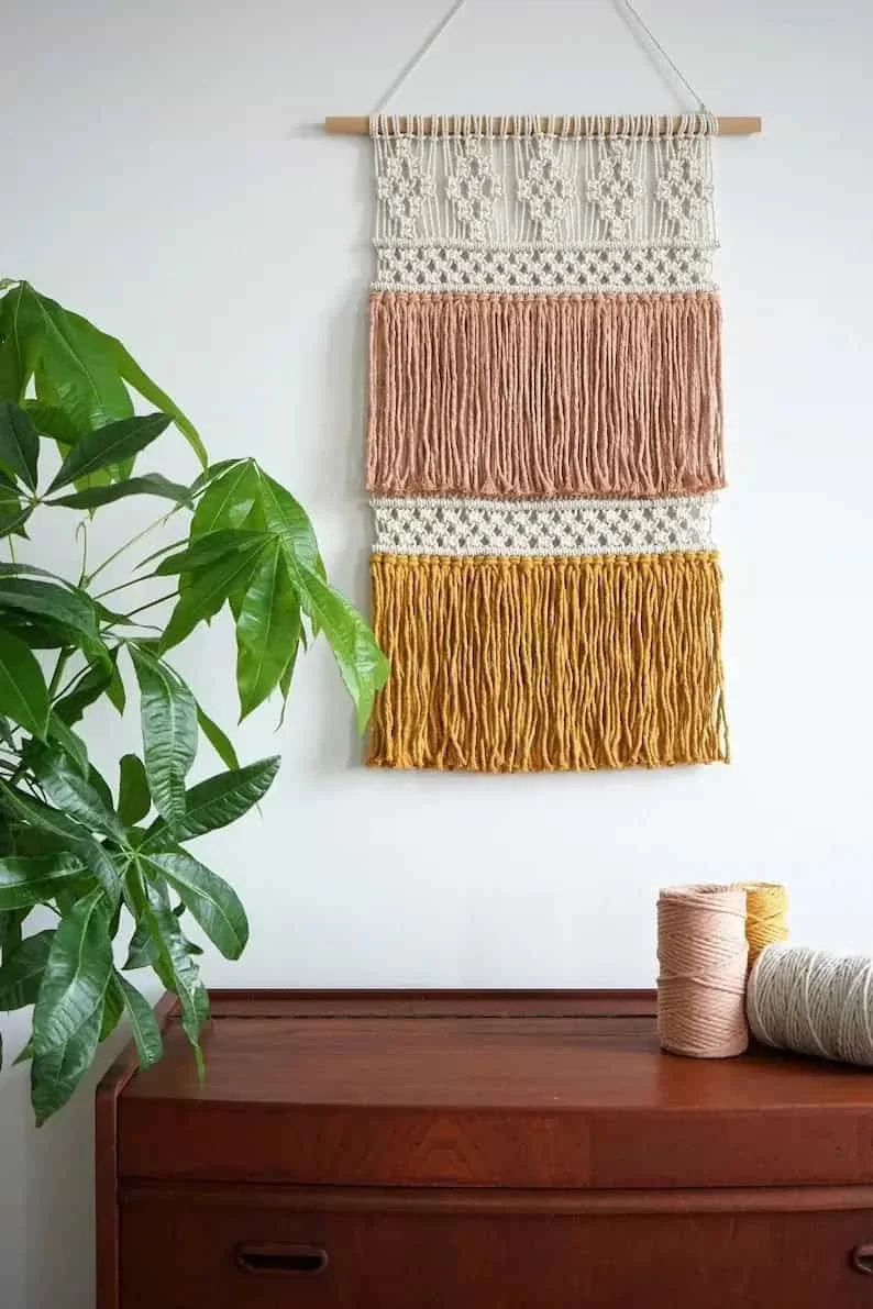 9. Decoración colgante de macramé