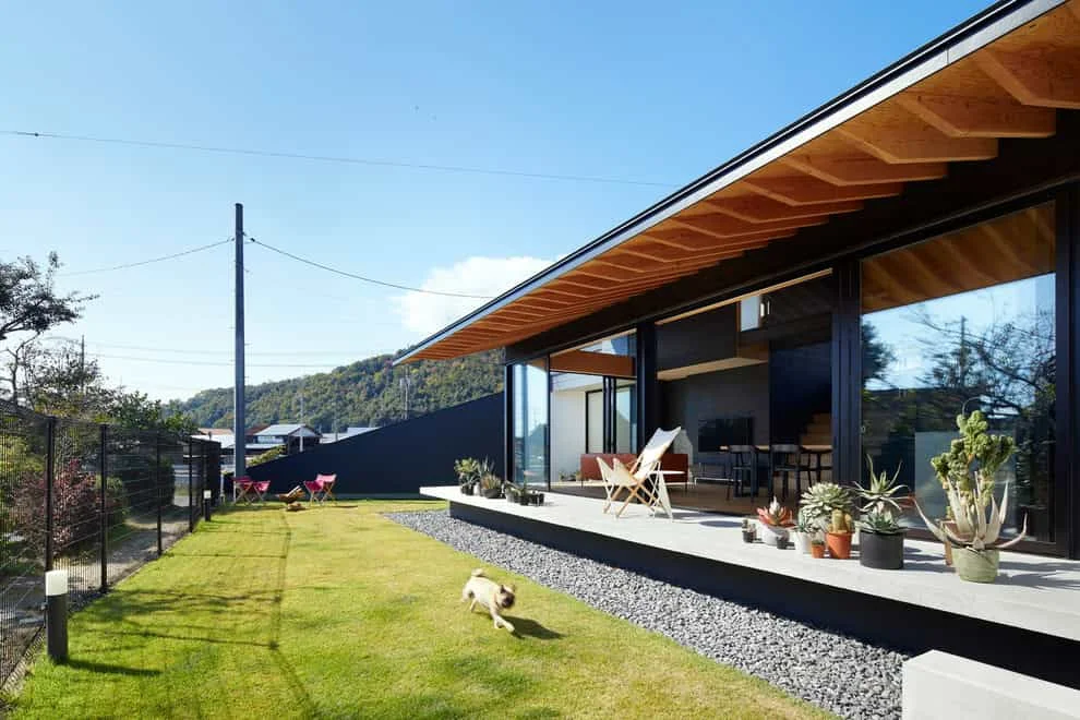 11. 现代工业住宅