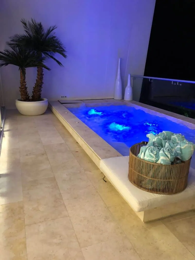 阿卡普尔科海景豪华公寓