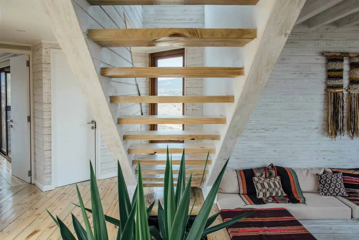 托马斯·伦施泰因设计的洛斯莫莱斯住宅在拉利圭,智利 托马斯·伦施泰因设计的洛斯莫莱斯住宅在拉利圭,智利