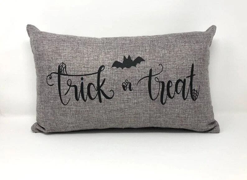 14. Almohada de Truco o Trato