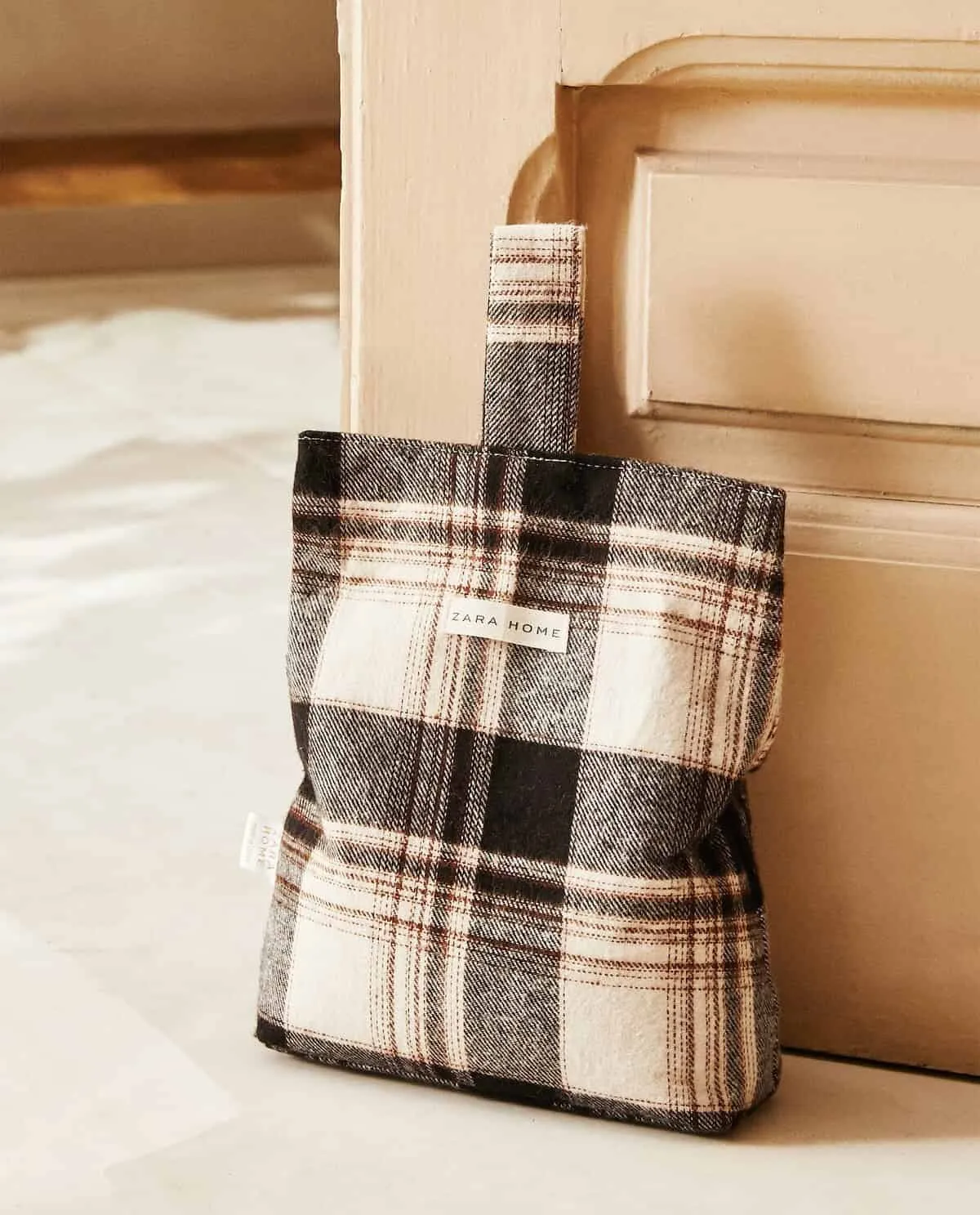 5个格子图案元素，可用于风格化室内装饰