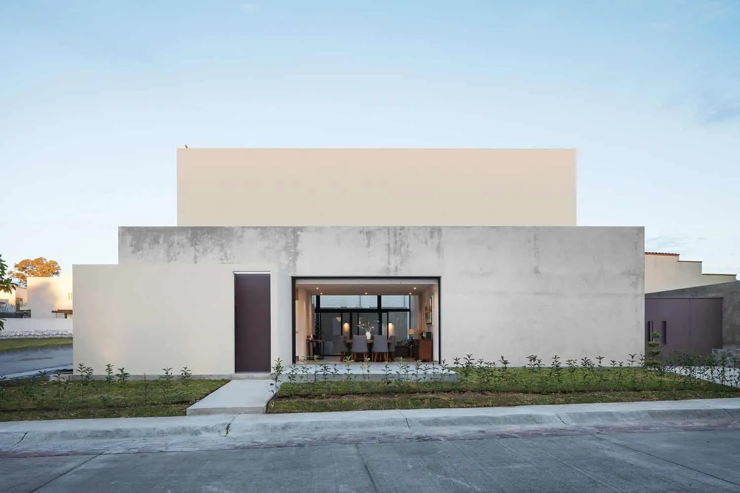 Casa Ruiz de LR Arquitectura en Los Guayuris, México