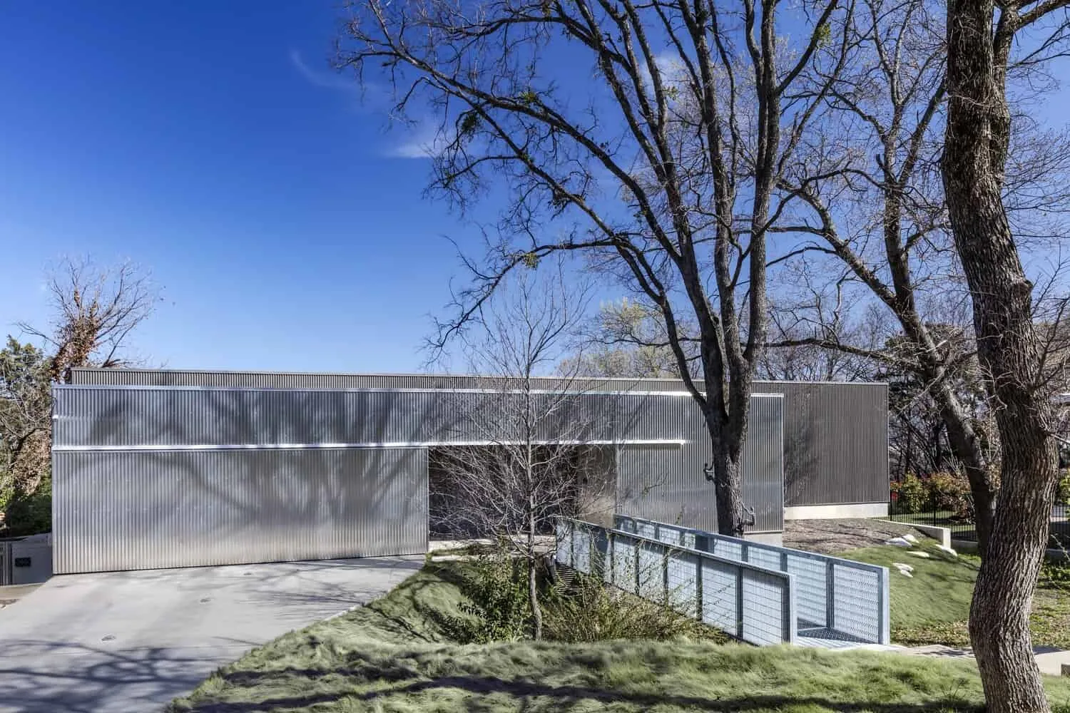 Rio Vista Residence by Buchanan Architecture in Dallas, Texas