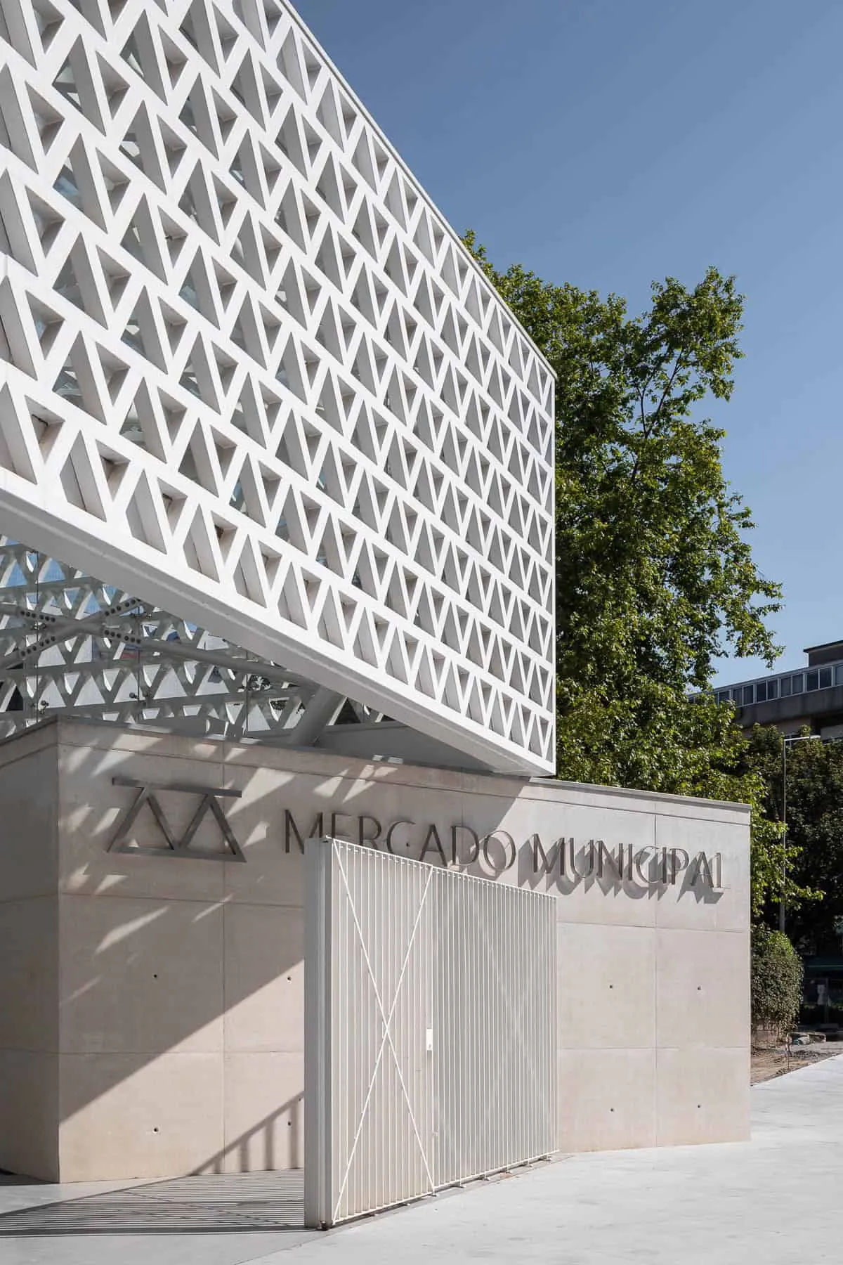 Una sorprendente escultura que cubre el mercado en el norte de Portugal Una sorprendente escultura que cubre el mercado en el norte de Portugal