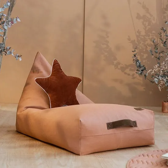 Pear-shaped pouf - the perfect universal seat