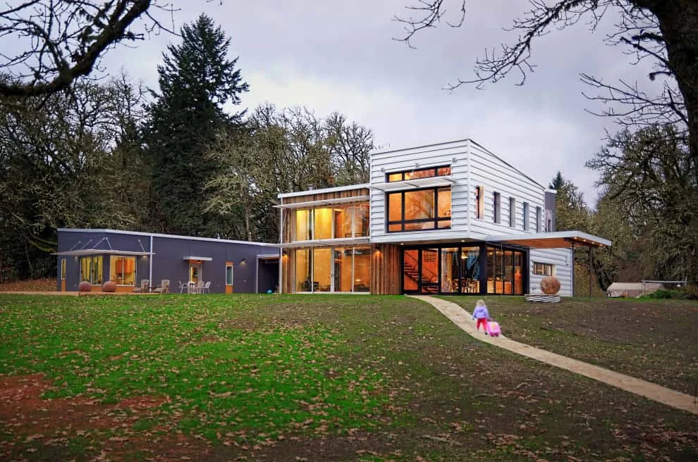 18个令人印象深刻的工业风格外观设计，看起来像房子