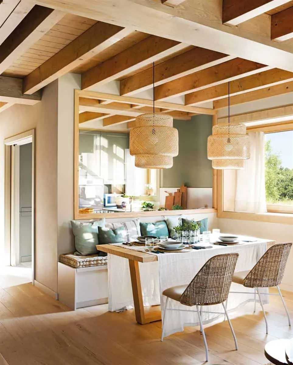 Universal Mountain House with Unique Rustic Essence