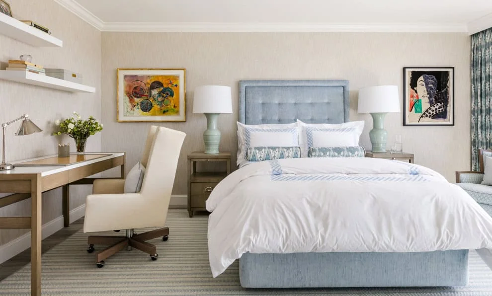 7. 艺术收藏家公寓