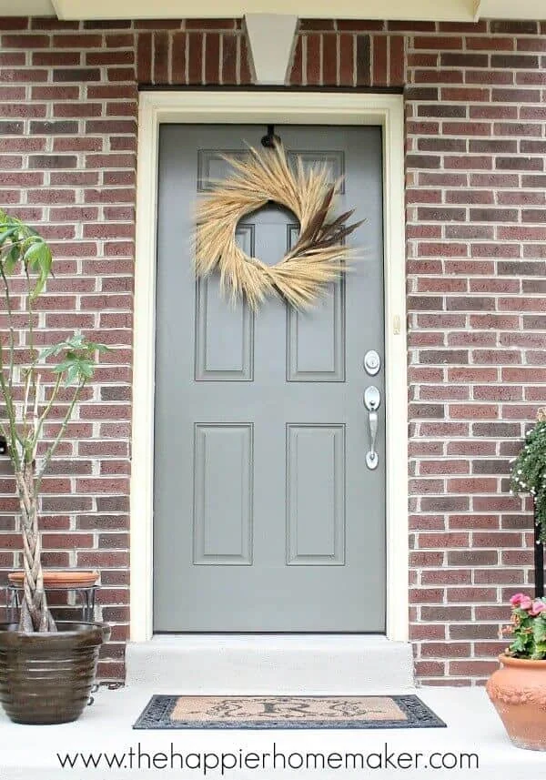 15. DIY осенний венок из пшеницы и перьев фазана