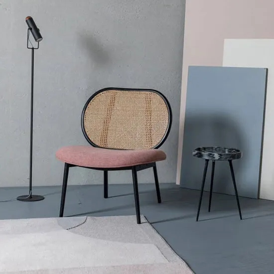 Sofá acogedor y elegante para descansar — ideal para el hogar