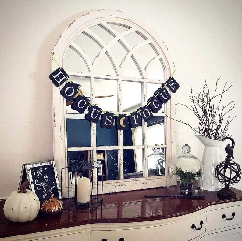 7. 万圣节Hocus Pocus横幅