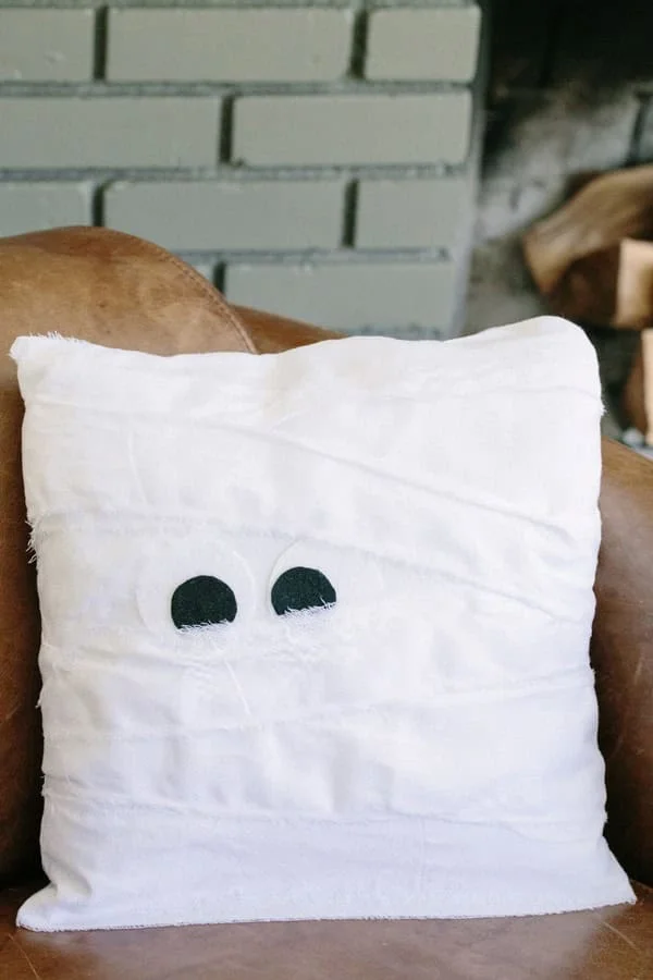 4. No-Sew DIY Mummy Pillow