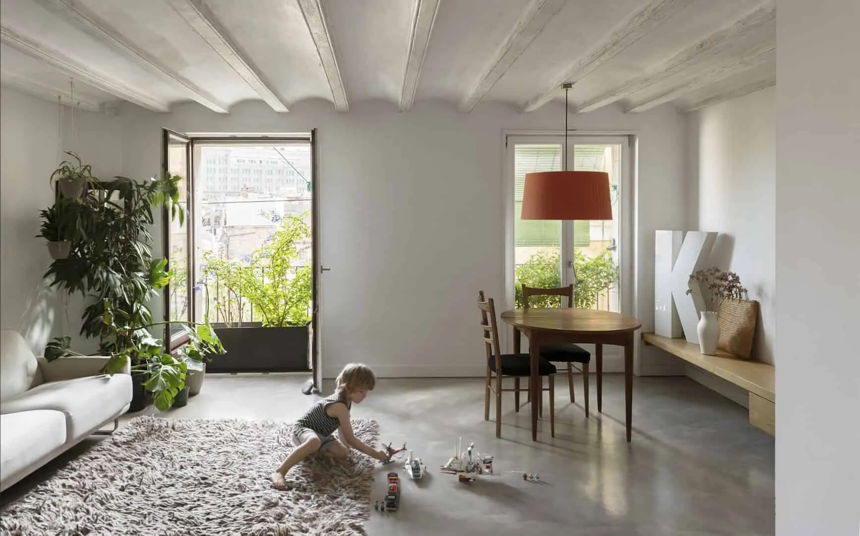 巴塞罗那El Fil Verd公寓a+e项目，西班牙