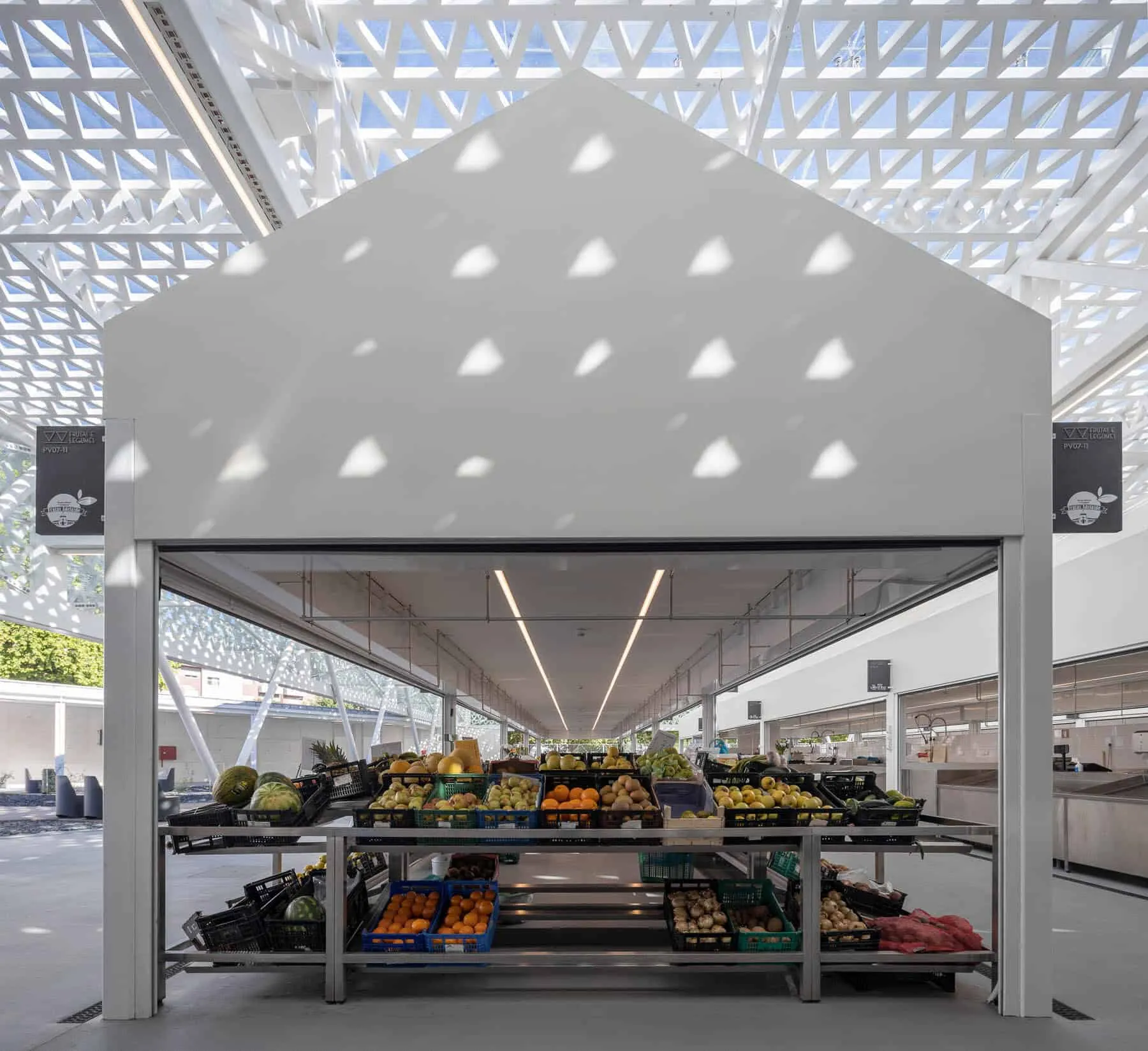 Una sorprendente escultura que cubre el mercado en el norte de Portugal Una sorprendente escultura que cubre el mercado en el norte de Portugal