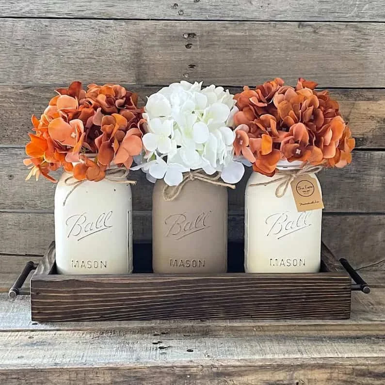 8. Zentrale Arrangement aus Glask端chern