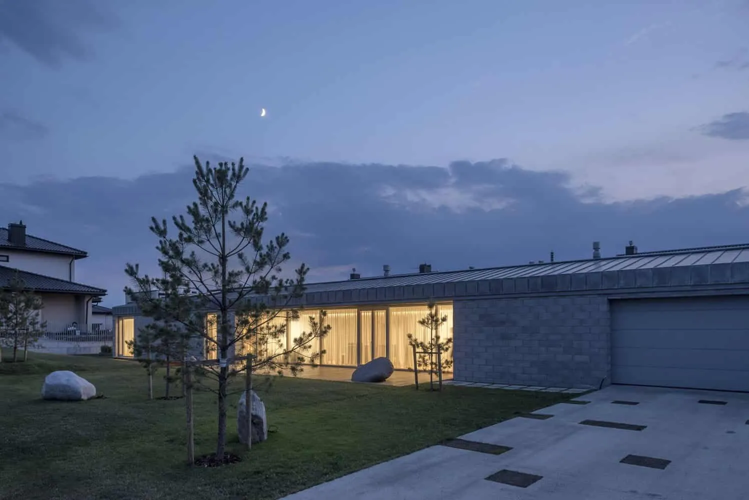 立陶宛考纳斯市Svirskis Studio设计的和平之家