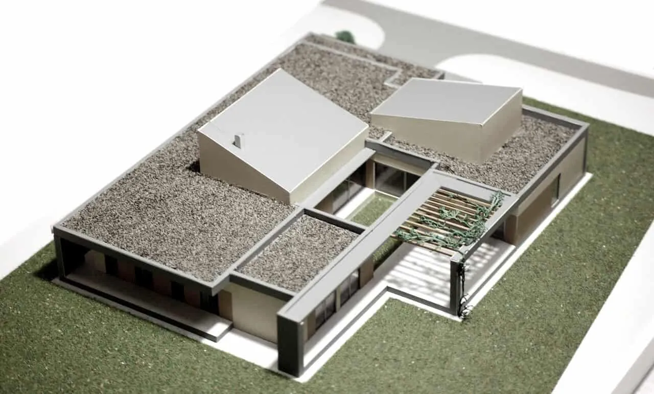 波兰蒂赫纳RS+罗伯特·斯凯特的M House住宅