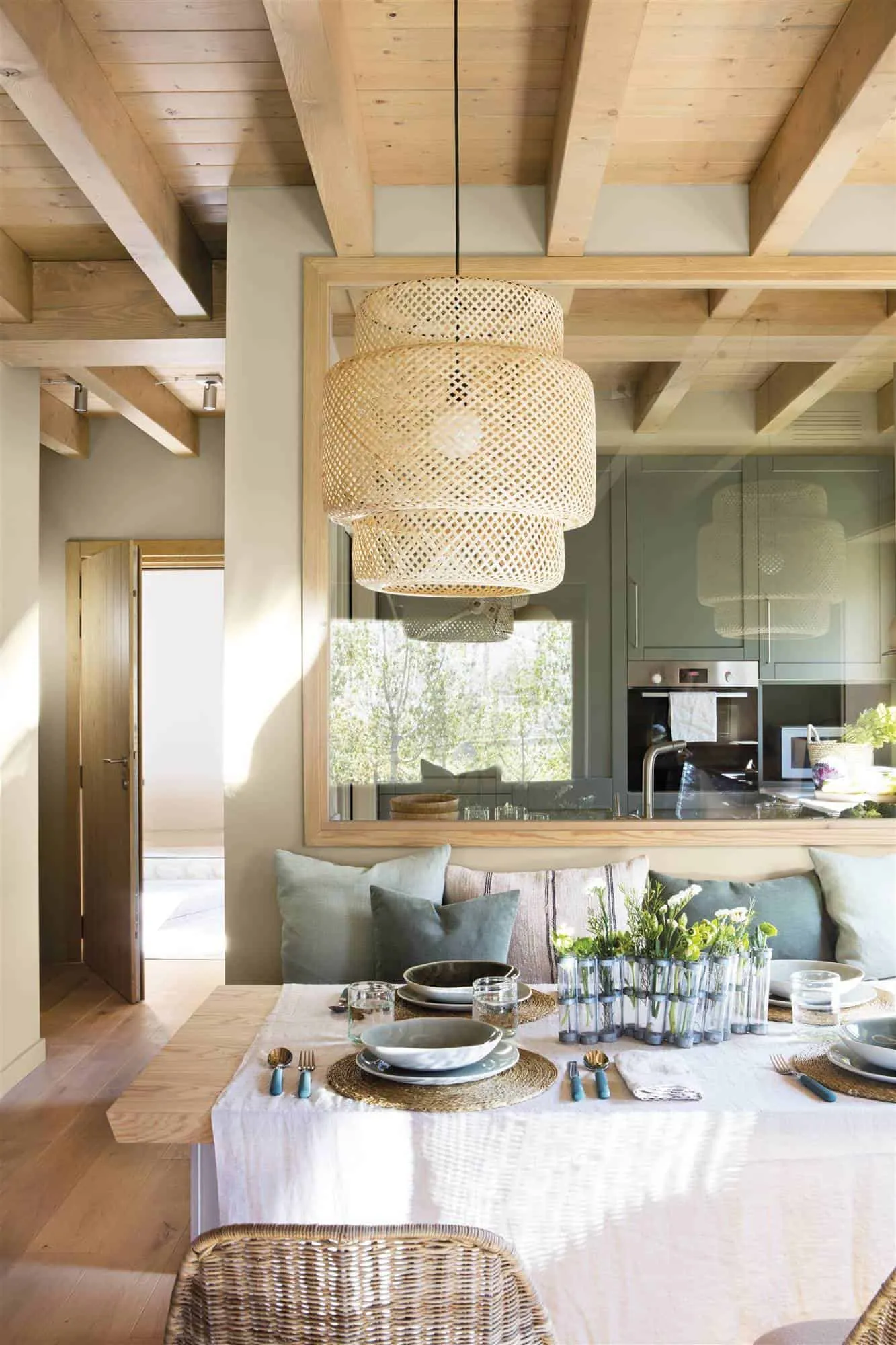 Universal Mountain House with Unique Rustic Essence