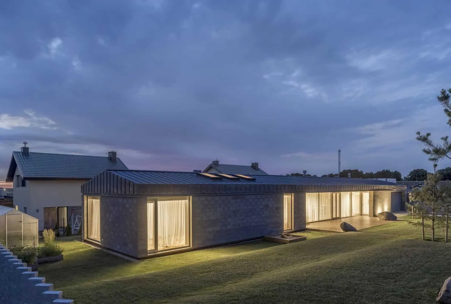 立陶宛考纳斯市Svirskis Studio设计的和平之家