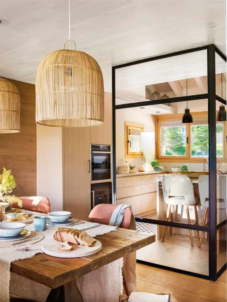 Glass Walls in the Kitchen: Best Solutions for Modern Interiors