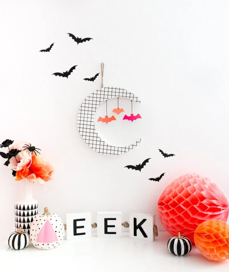 18. DIY 80-Х СЕТЧАТА ПРИКРАСА ЛУНИ НА ХЕЛЛОУЇН