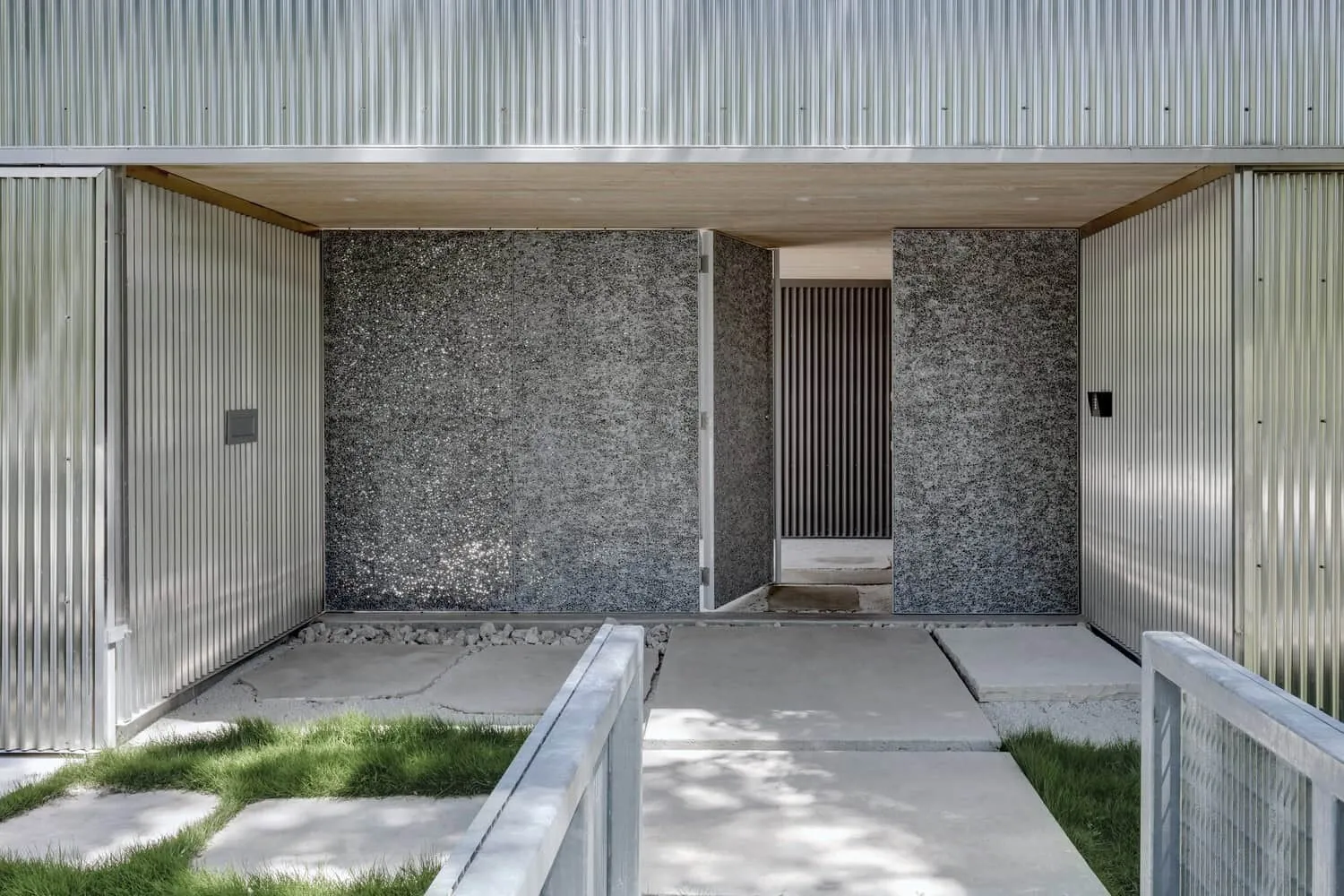 Rio Vista Residence by Buchanan Architecture in Dallas, Texas