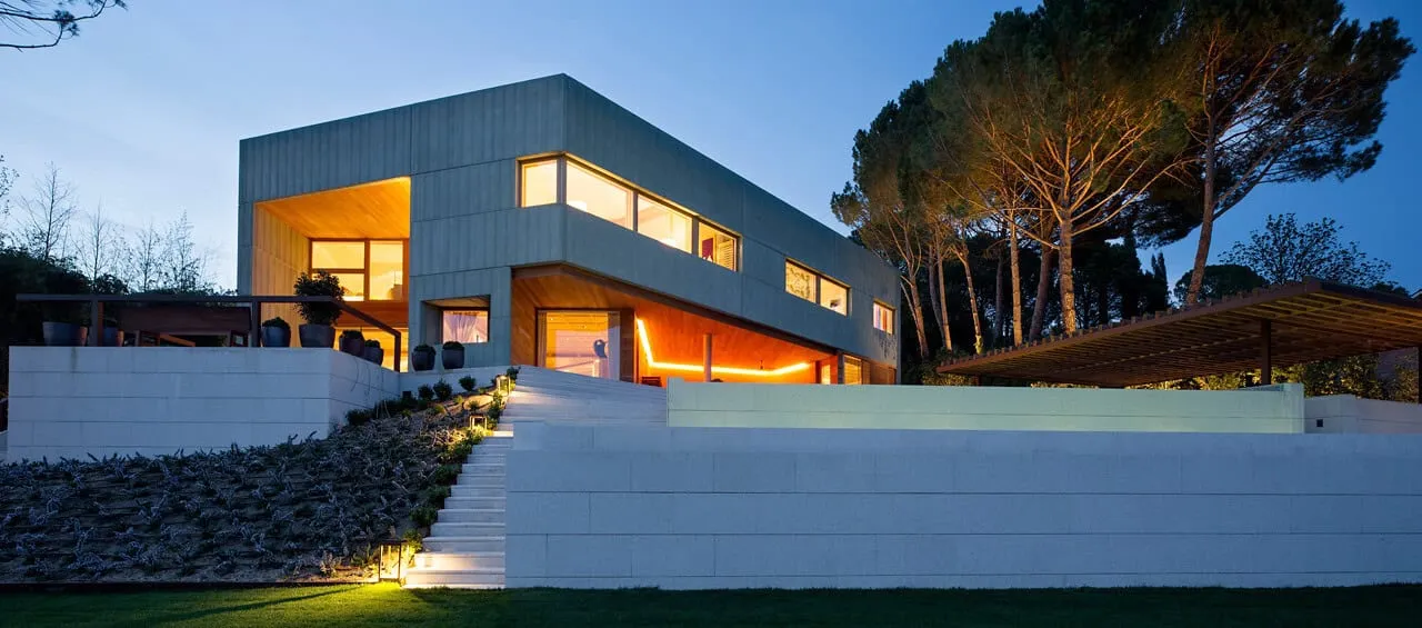 位于西班牙塞布雷罗斯的Pantano de San Juan住宅,由GEO Arquitectos设计 位于西班牙塞布雷罗斯的Pantano de San Juan住宅,由GEO Arquitectos设计