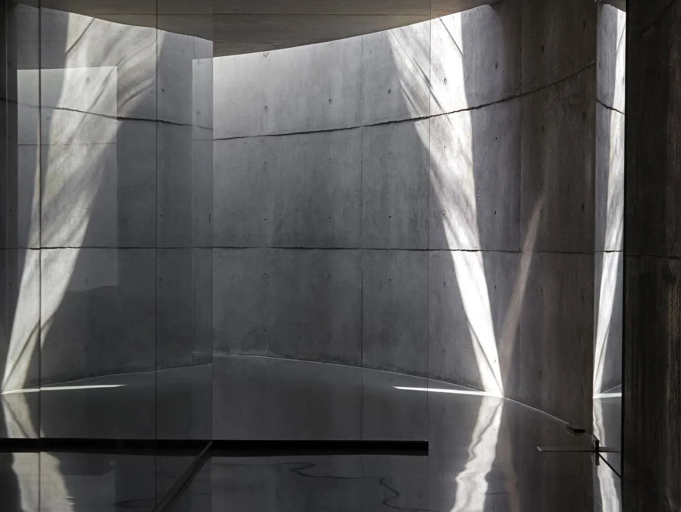 Stripped Möbius House by Matharoo Associates in Ahmedabad, India Stripped Möbius House by Matharoo Associates in Ahmedabad, India