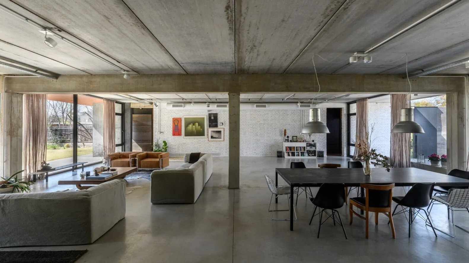 Texture House by Roberto Benito Arquitecto in San Francisco, Argentina Texture House by Roberto Benito Arquitecto in San Francisco, Argentina