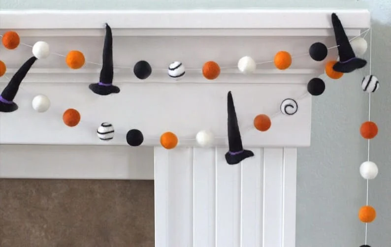 12. Гірлянда з шапкою ведмедя з фетру