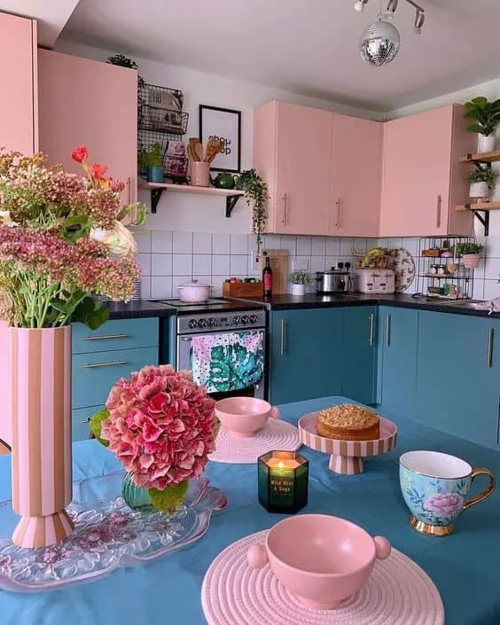 Retro Aesthetics and Color Play in the Kitchen