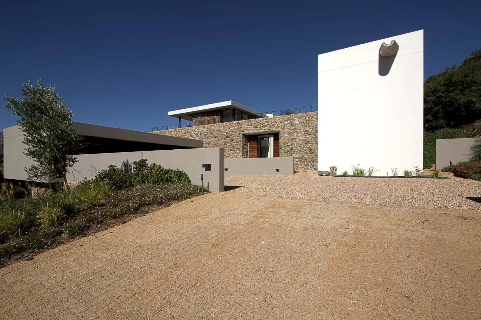 GASS建筑工作室在南非开普省塞滕博斯市的山景住宅