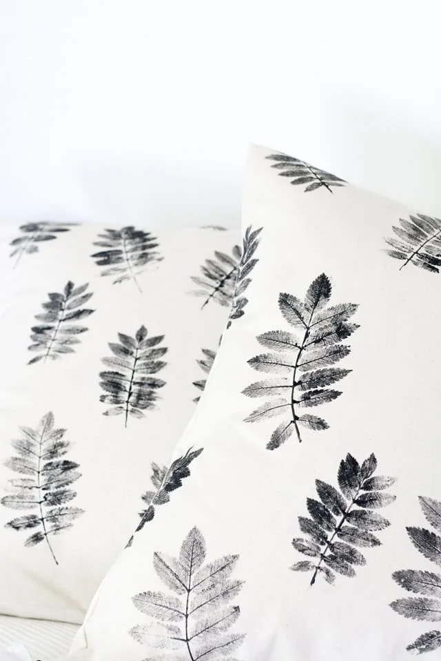 15. DIY подушки с принтом