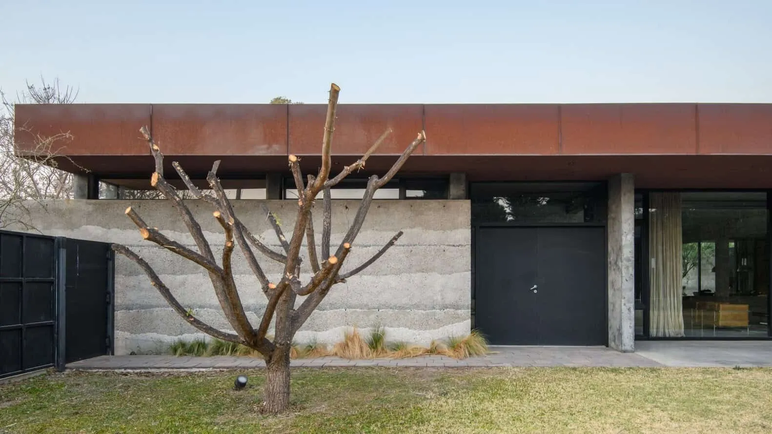Texture House by Roberto Benito Arquitecto in San Francisco, Argentina Texture House by Roberto Benito Arquitecto in San Francisco, Argentina