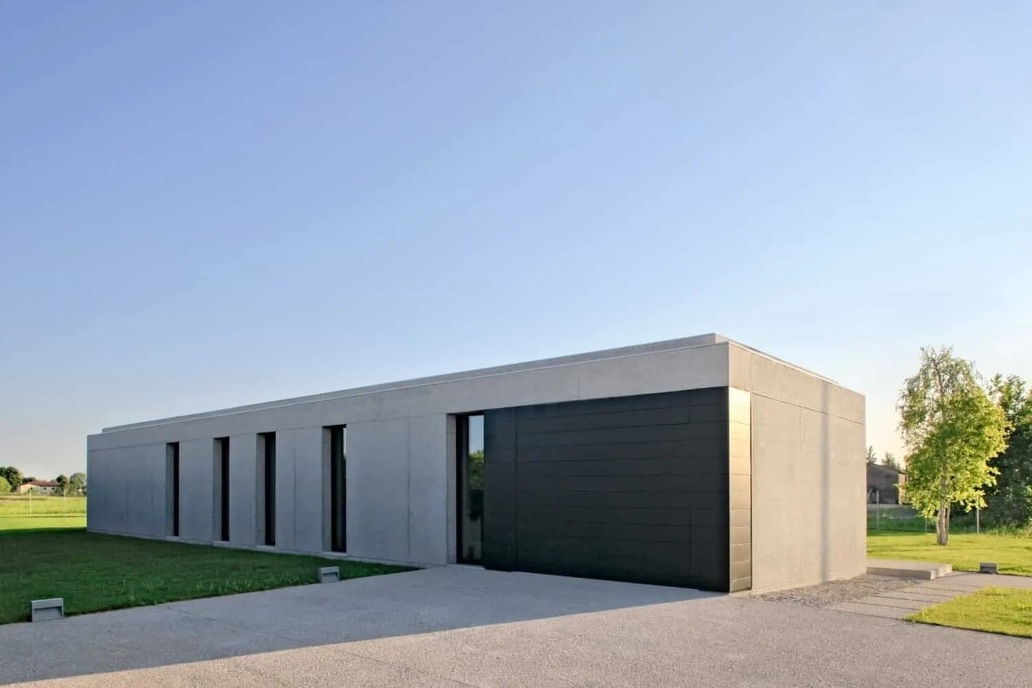 被绿色环绕的住宅，MIDE Architects，意大利斯特拉