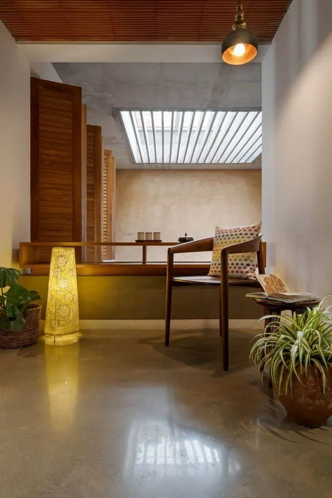 Greyscale Design Studio 设计的 Brickly Affair 石屋，位于印度班加罗尔