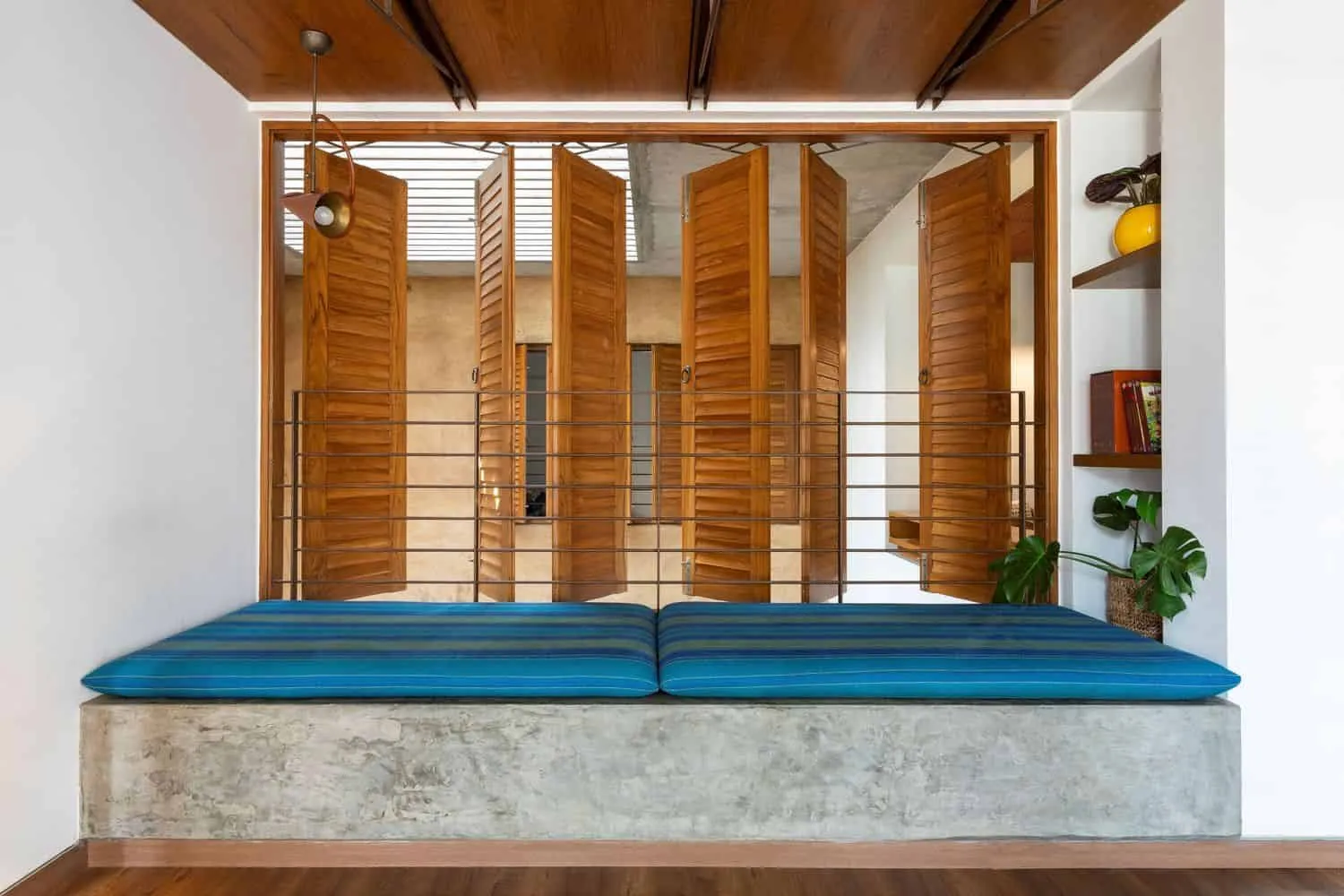 Greyscale Design Studio 设计的 Brickly Affair 石屋，位于印度班加罗尔