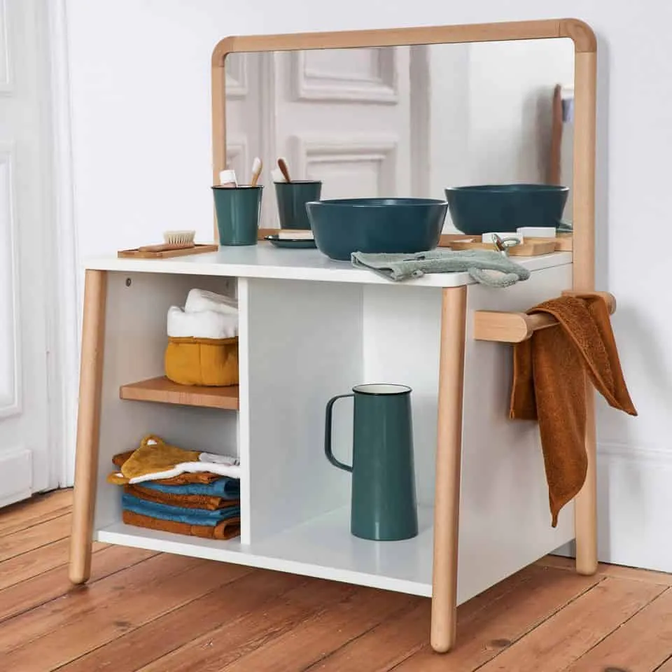 蒙台梭利婴儿房