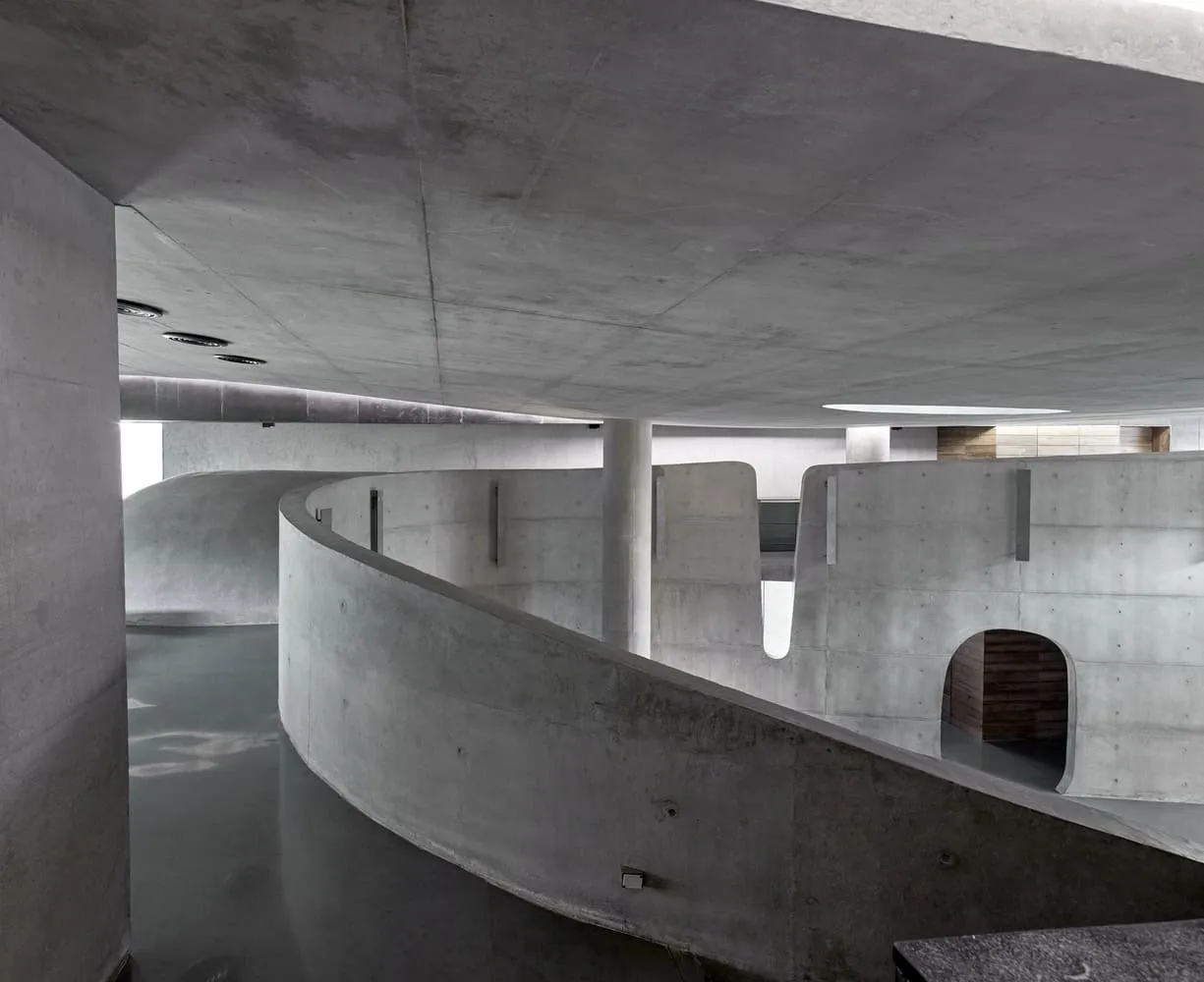 Stripped Möbius House by Matharoo Associates in Ahmedabad, India Stripped Möbius House by Matharoo Associates in Ahmedabad, India