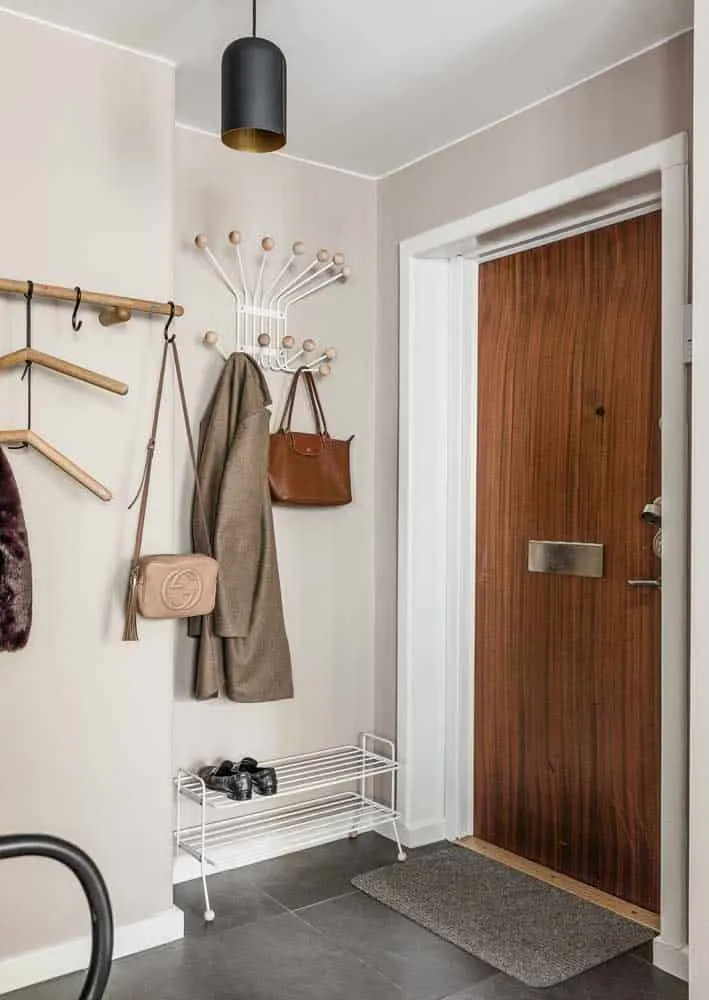 如何打造简约又美观的玄关