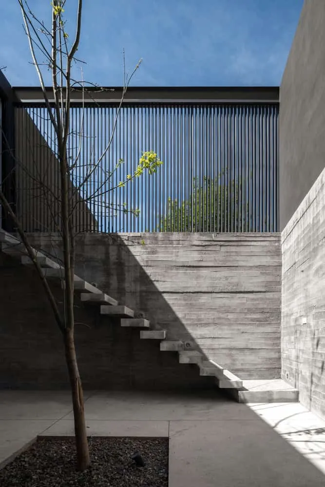 Dom ShoeMaker architekta Jaime Huáresa w San Miguel de Allende, Meksyk